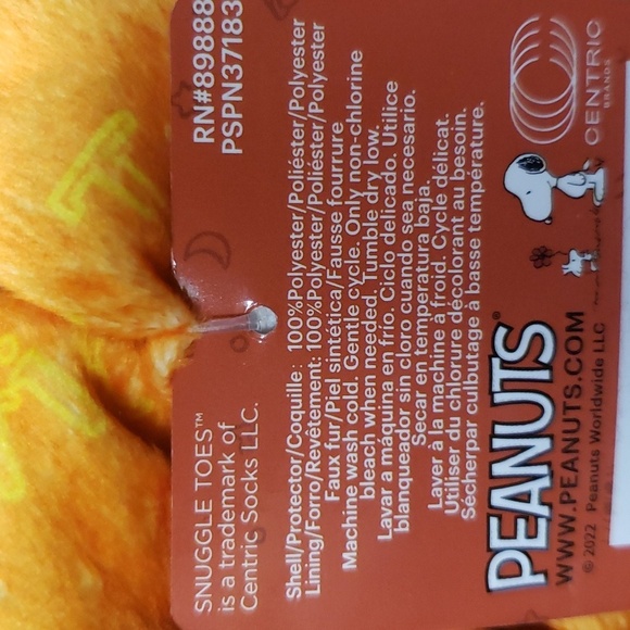 Peanuts Snoopy with Candy Corn "Snuggle Toes" Stretch Plush Slippers, 4-10 - Picture 5 of 5
